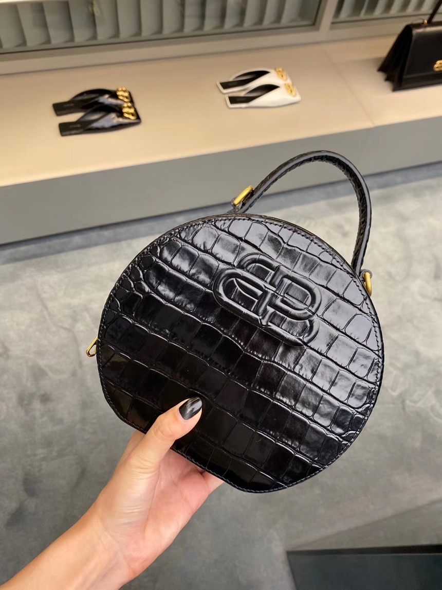 Balenciaga vanity round online bag