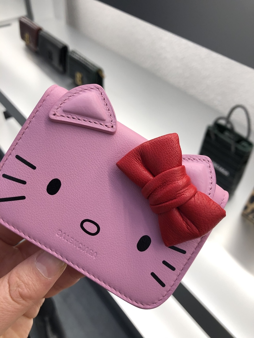 Balenciaga Hello Kitty Mini Wallet – Cettire