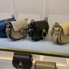 프라이빗 세일 클로에 하프문 크로스백  CHLOE  HALFMOON CROSS BAG CHC 18WS153A37218