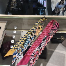 페라가모 스카프 FERRAGAMO SCARF 327840