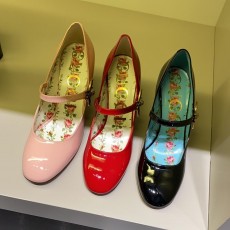 [추가세일] 구찌 꿀벌 페이턴트 에나멜 펌프스 힐 GUCCI HONEYBEE PATENT ENAMEL PUMPS HEEL 481177 BNC80