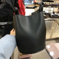 [세일] 버버리 론 버킷 숄더백 BURBERRY RON BUCKET SHOULDER BAG 40571551